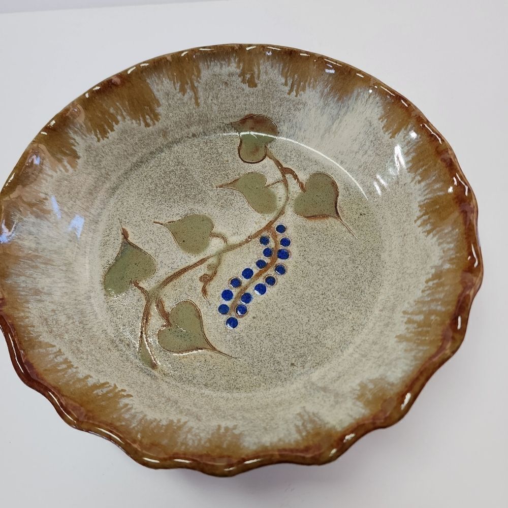 Handmade Deep Dish Pottery Pie Plate with Leaf and Berries Design 9.5"